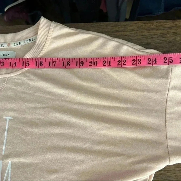 🌟Rae Dunn Women's "BEST MOM  EVER" Studio Raglan Pullover Sweatshirt S - Picture 8 of 11